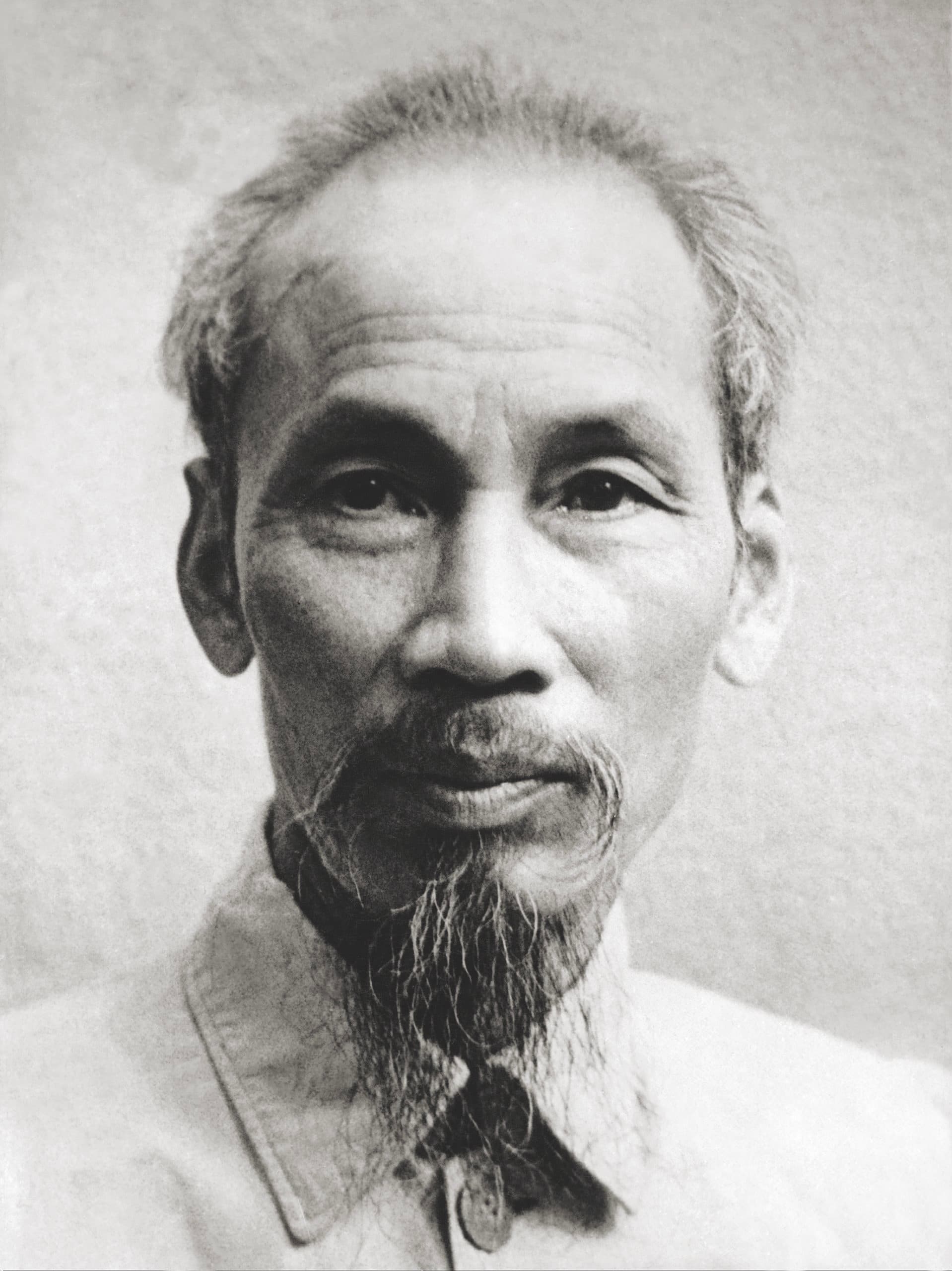 Chân dung Chủ tịch Hồ Chí Minh.